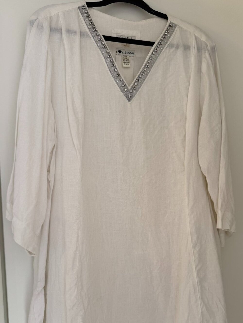 Open End (or Malvin Hamburg) "I Love Linen" V-Neck, Silver Sparkles, Plus Size